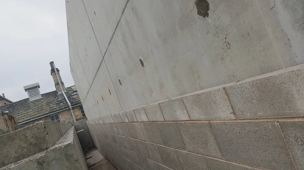 reinforced concrete wall